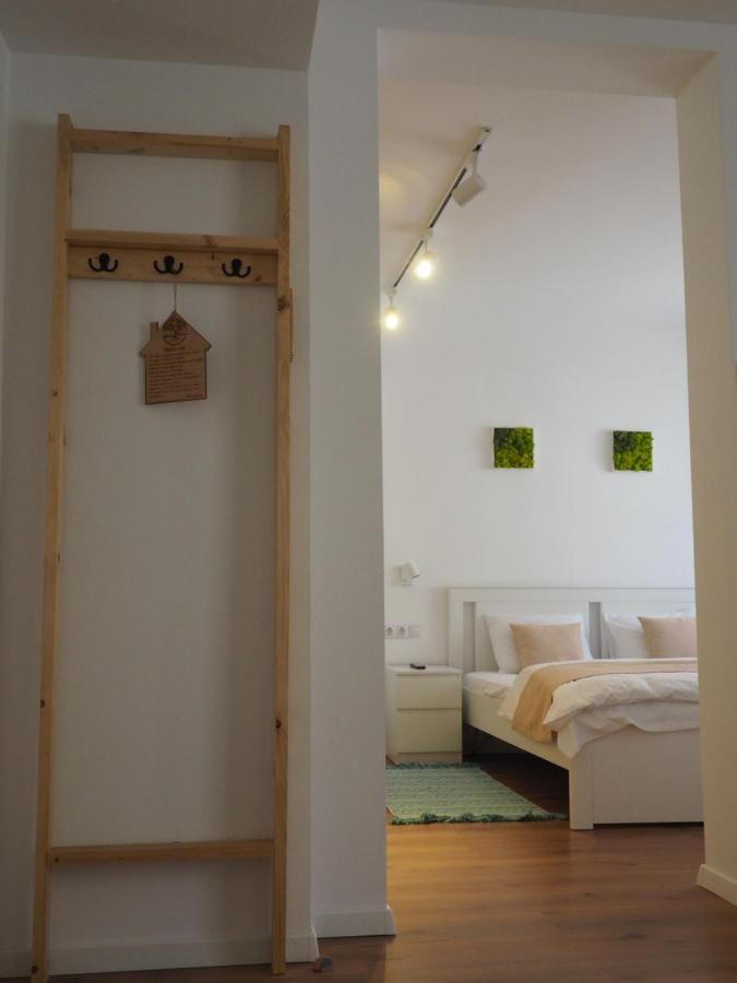 Willow&Pillow Apartments Sibiu Esterno foto