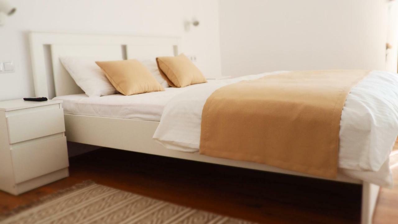 Willow&Pillow Apartments Sibiu Esterno foto
