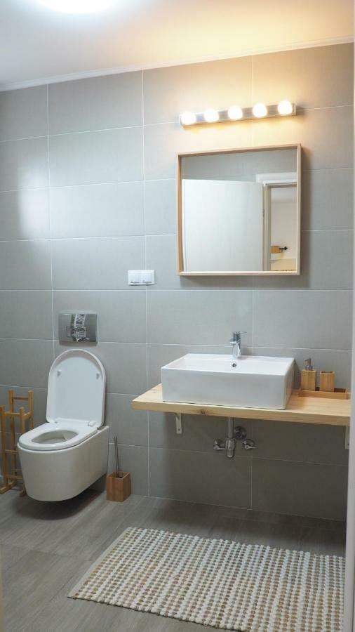 Willow&Pillow Apartments Sibiu Esterno foto